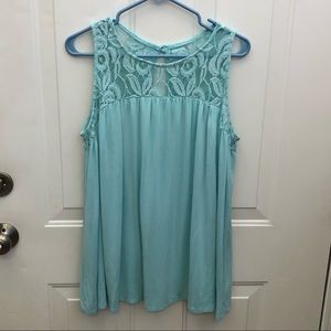 Blue sleeveless maternity top